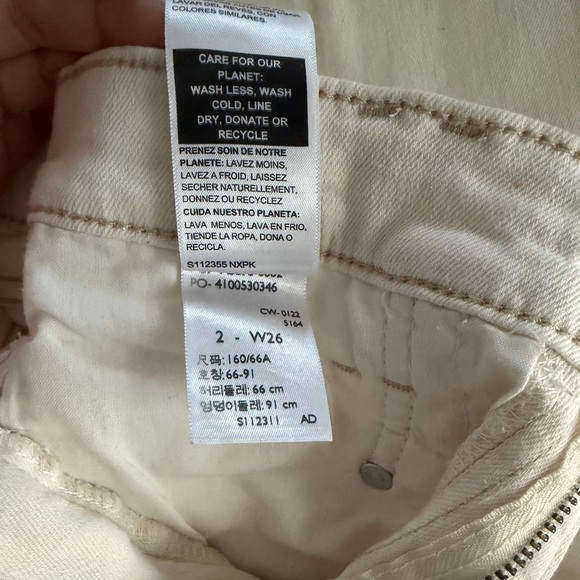 Levi’s High Rise Straight Jean - Picture 4 of 4